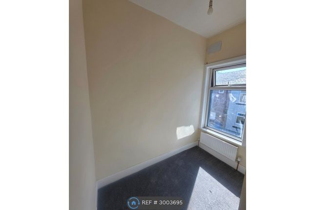 Halifax Road, Rochdale photo 5