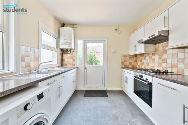 Ed87915B-95ee-405...