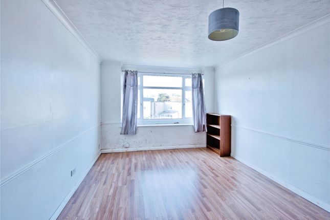 Flat 9, Montague Buildings,, Southchurch Road, Essex photo 3