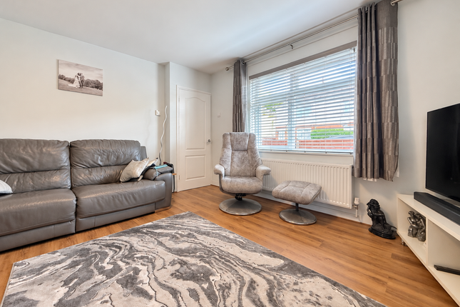 16 Tre Ifor, Aberdare photo 4