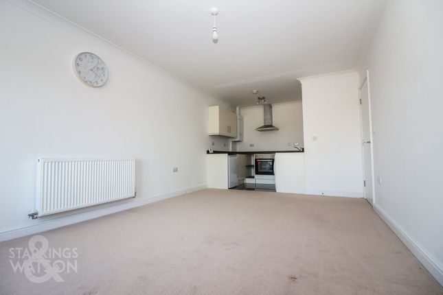 Flat for sale in Overtons Way, Poringland, Norwich