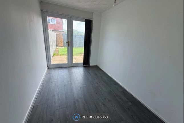 Bridgend Close, Middlesbrough photo 4
