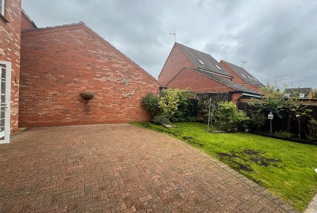 Detached house to rent in Navigation Drive, Glen Parva, Leicester