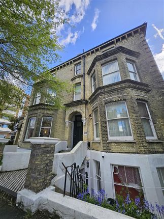 Thumbnail Flat to rent in Wilbury Road, Hove