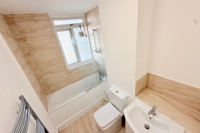 57, St. James's Crescent, London photo 5