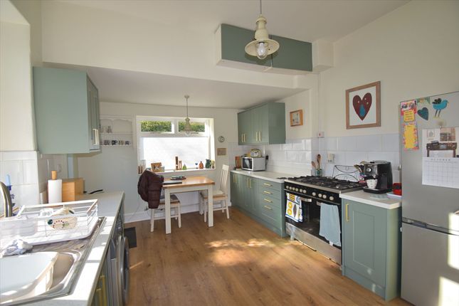 3 Whaley Lane, High Peak photo 4