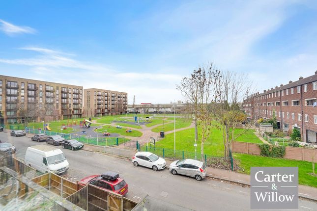 104, Roxwell Road, Barking photo 4