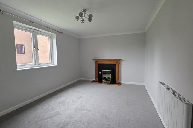 21, Chestnut Place, Southam photo 3