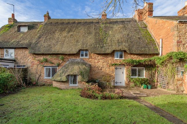 Thumbnail Cottage to rent in Church Street, Bodicote, Banbury
