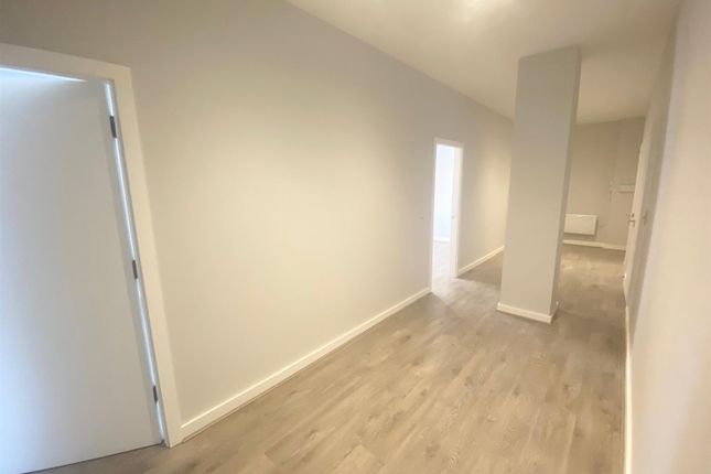 Apartment 67, Sky Gardens, 16, Crosby Road North, Liverpool photo 3