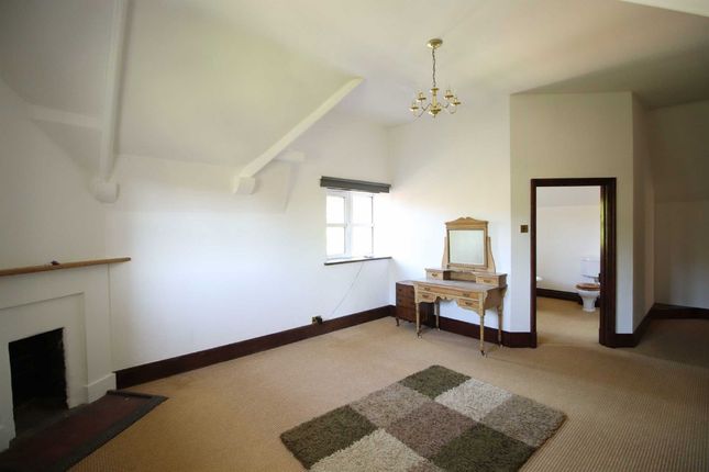 Flat for sale in Llangattock Manor, Llangattock, Monmouth, Monmouthshire