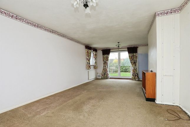 16, Pound Green Lane, Thetford photo 4