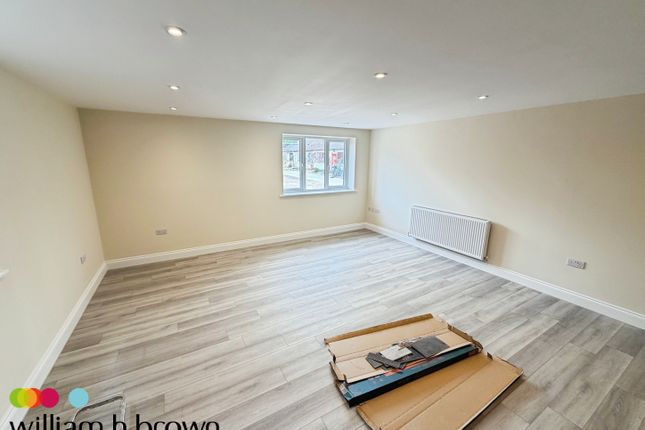 Flat 5, Springwood Terrace, St Josephs Cresent, Rayne Road, BRAINTREE photo 2