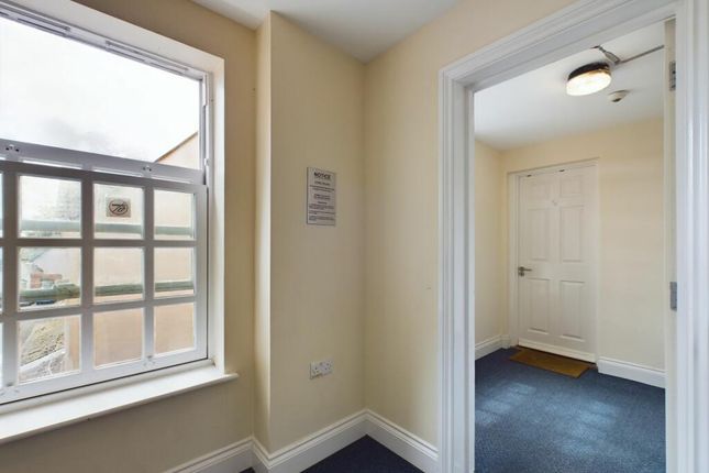 9, Kings Court, Bridgwater photo 2
