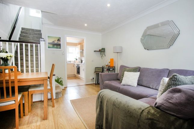 108, Braemar Avenue, South Croydon photo 2