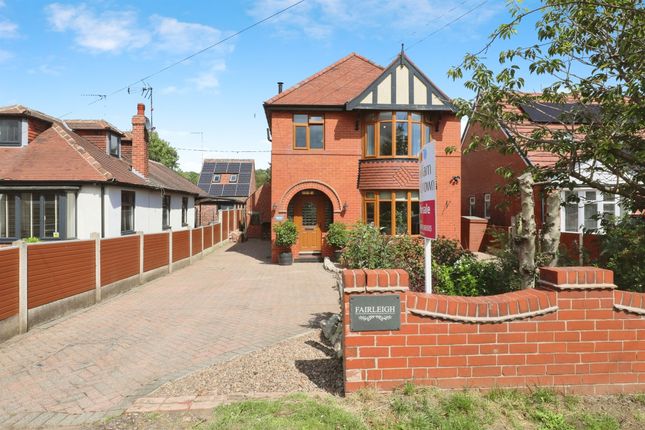 Thumbnail Detached house for sale in Mansfield Road, Creswell, Worksop