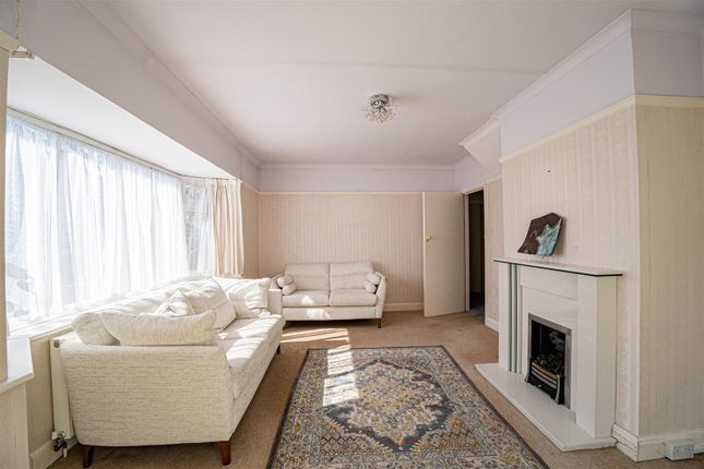 66, Hoads Wood Road, Hastings photo 3