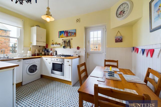 Rutland Street, Filey YO14, 2 bedroom flat for sale - 66756510 ...