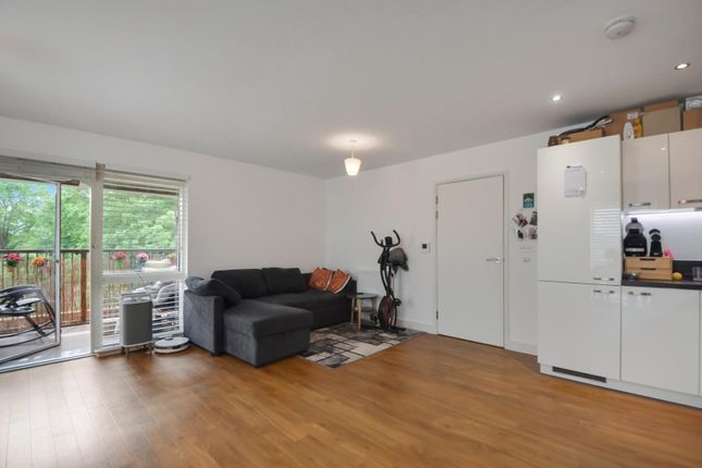 5 Abbey Court, Adenmore Road, London photo 3