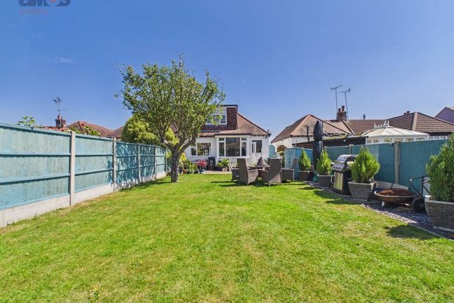 22 Hawkwell Chase, Hockley, Essex photo 2