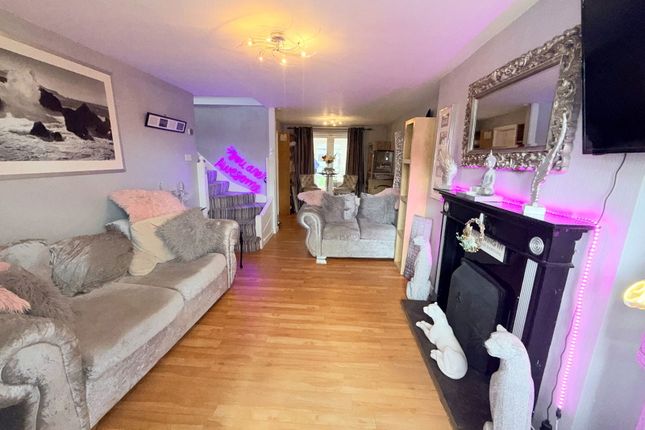 50, Fountains Road, Cheadle photo 3