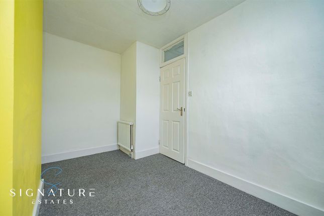 End terrace house for sale in Austin Villas, Woodside Road, Watford