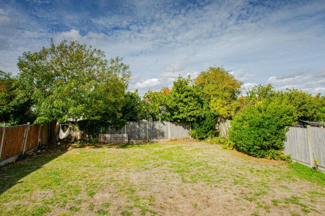 53, Queens Road, Canterbury photo 4