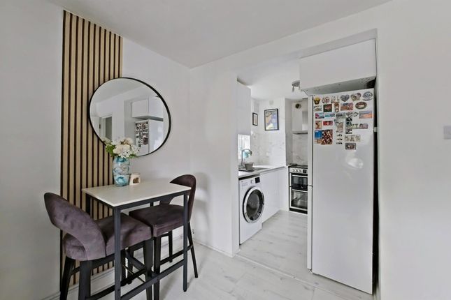 Flat 2, 72, Parkhill Road, Bexley photo 4