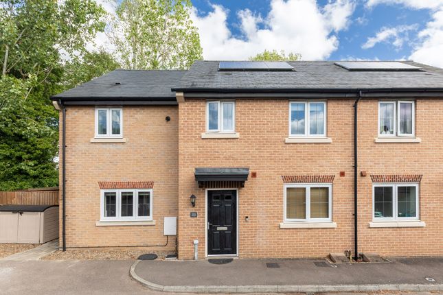 33, Orchard Close, Harston photo 2