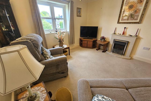 9 Woodcroft, Crapstone, Yelverton photo 4