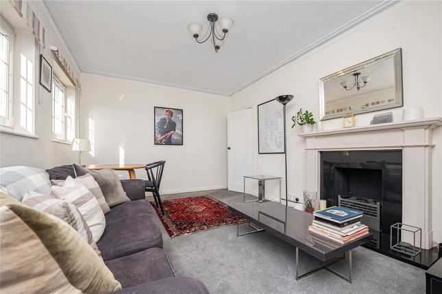 9 Lebanon Court,, Richmond Road, Twickenham photo 4