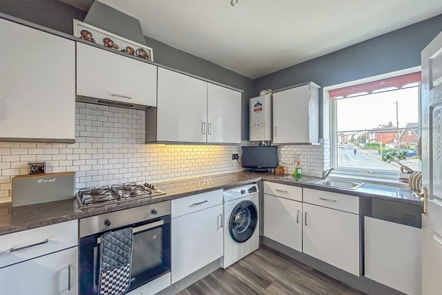 Flat for sale in Station Approach, Hockley