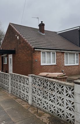 Thumbnail Bungalow to rent in Southdown Close, Rochdale