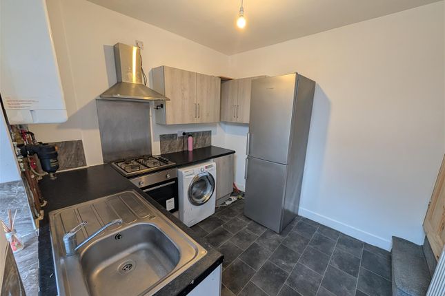 3A, Vale Street, Keighley photo 5
