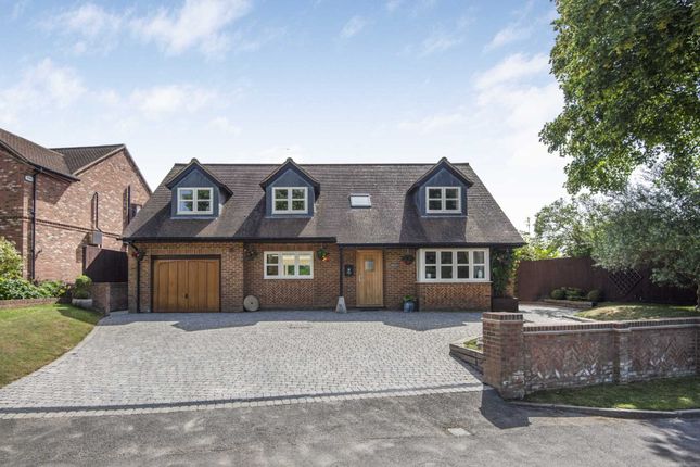 Thumbnail Country house for sale in Keens Lane, Chinnor