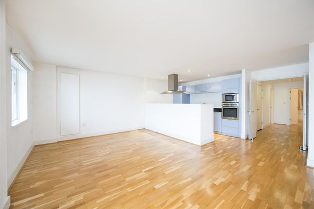 Flat for sale in Bombay Wharf, Rotherhithe Street