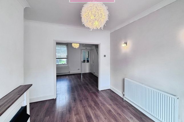 Coombe Road, Gravesend photo 4