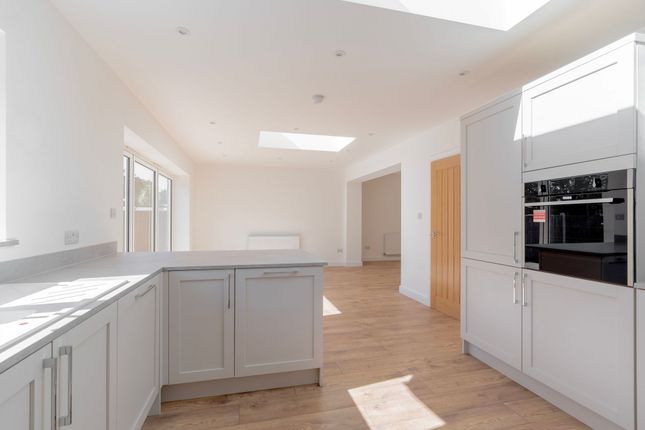 28 Drayton Wood Road, Norwich photo 4