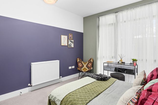 Flat for sale in Banstead Road, Purley