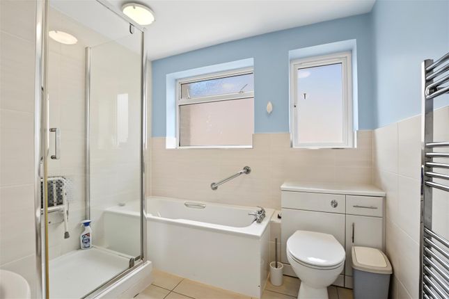 247, Oxclose Lane, Nottingham photo 4