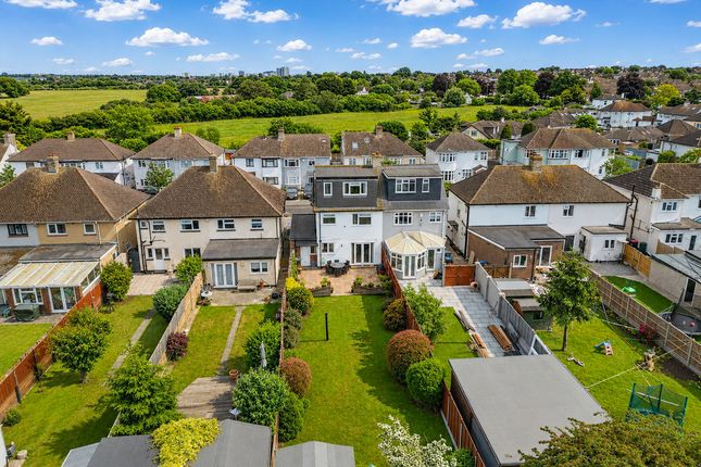 49, Brendon Way, Westcliff-on-sea photo 4
