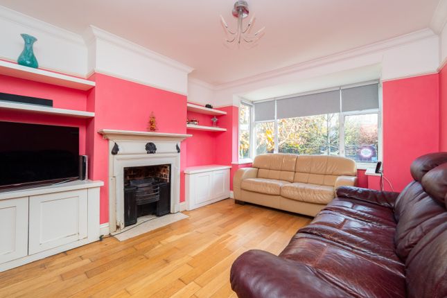 104, St. Dunstans Hill, Sutton photo 2