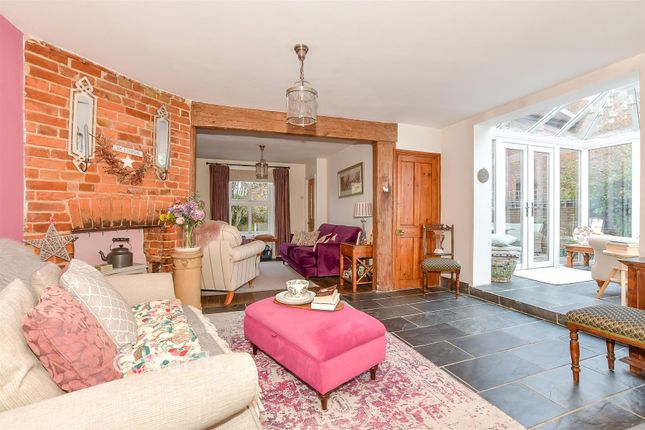 29, The Street, Faversham photo 3