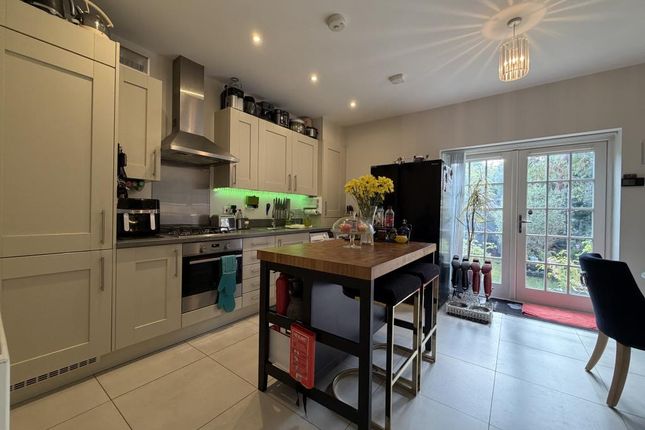 2 BURLINGTON MEWS, Burlington Mews, Datchet, Slough photo 4