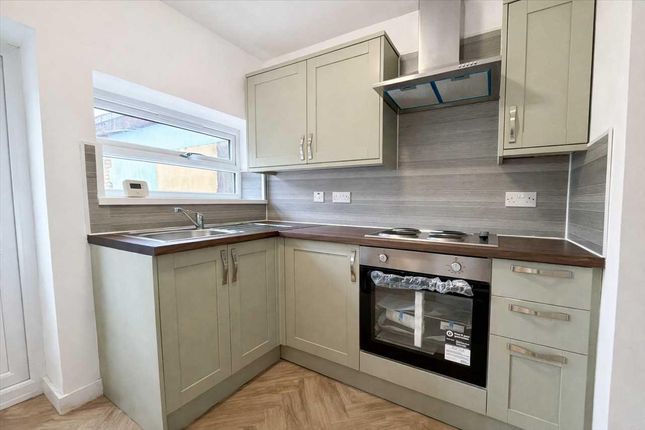 6, James Terrace, Ynyshir photo 5