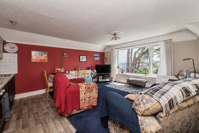 Flat 2B, The Pines,, New Road, Seaton photo 4