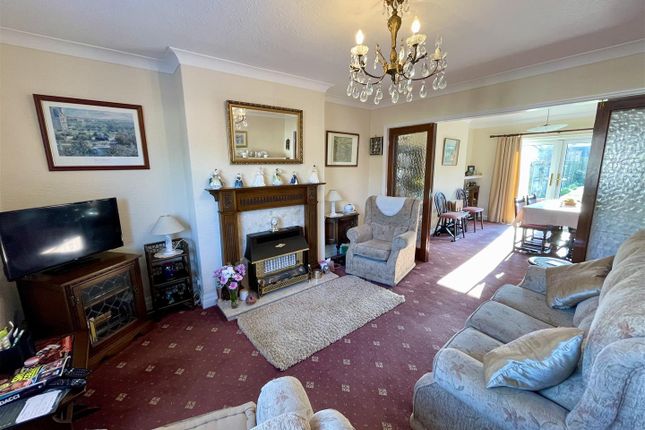 8, Elmfield Road, Hurworth photo 4