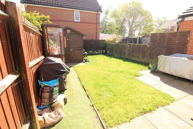 Property for sale in Harrow Lane, Daventry