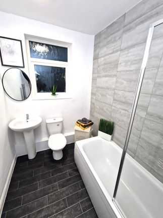 8 Faith Street, Barnsley photo 2