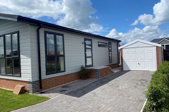 2 bed mobile/park home for sale in Plot 37 The Ribstons, Orchard Park, Gloucester GL2